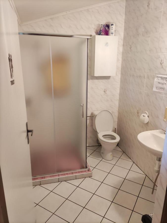 Vinny Sklep U Brodu Vacenovice Екстер'єр фото